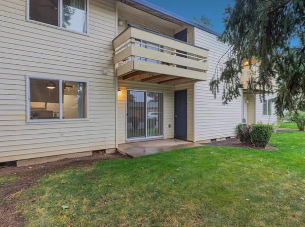 $1,450 / 2br - 2 Bed 2 Bath + READY TO MOVE? CALL! + Washer & Dryer Hookup (Rockwood Area)63956788174979124