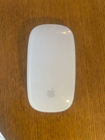 Apple Magic Mouse 2 Wireless Mouse - White (A1657) 1