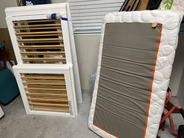 White/Wood Baby Crib with Mattress 1