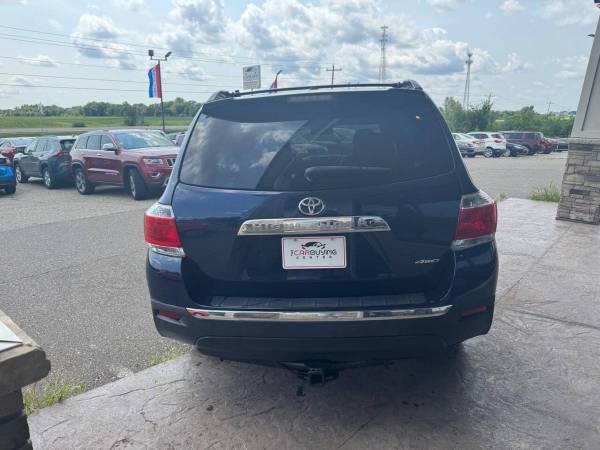 2011 Toyota Highlander Limited AWD 4dr SUV - $16,995 (+ The Car Buying Center- Loretto)63470067812355123