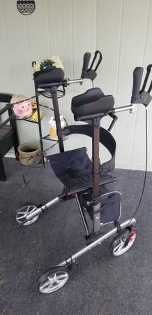 Upright Walker by OASIS SPACE / Like New 1
