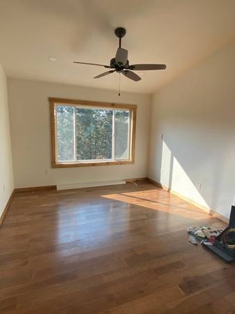$1,800 / 2br - Luxury 2 bedroom 2 bath home on Acreage close to Moscow (Moscow)63689275779457122