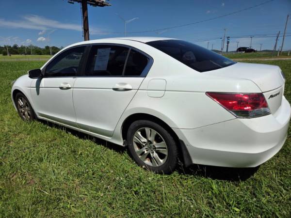 2010 Honda Accord LX-P Sedan AT - $4,250 (Louisville)63625082800641123