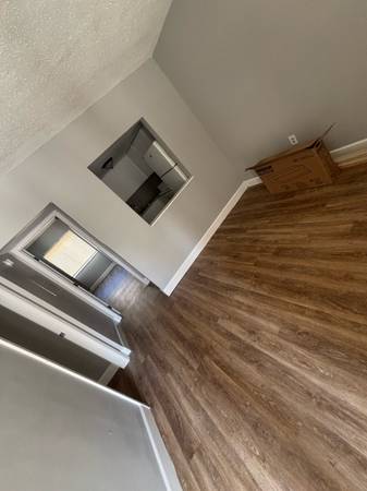$1,395 / 2br - 1000ft2 - 2/1 apartment for rent fast approval 33612 (Tampa)63976135801219124
