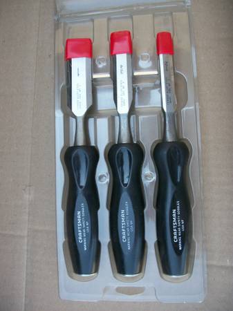 Craftsmen wood chisel set - New Condition 1