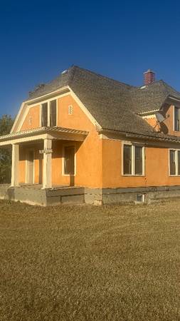 $2000.00 / 7br - Spacious 7 Bedroom Single Family Home in Bainville - $2000/month64010663917058123