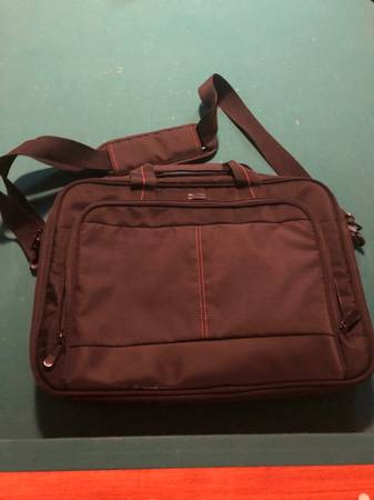 Laptop bag 1
