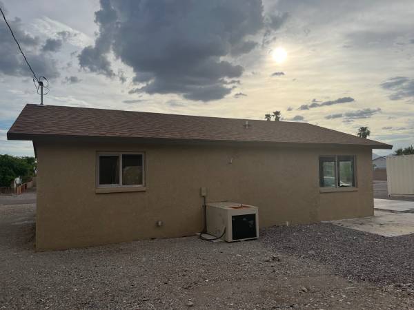 $995 / 2 habs - 01200 pies² - Alquiler con opción a compra, casa de 2 habitaciones en Lake Havasu City, mensaje de texto (Lake Havasu City)63470398433665124