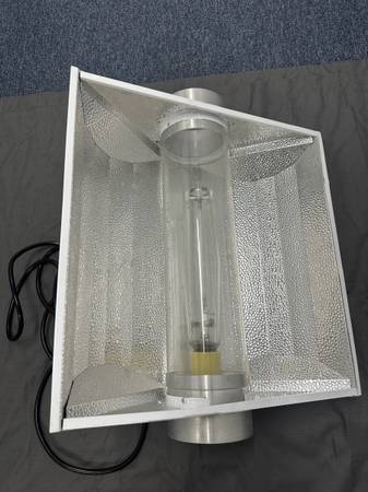 Grow lamp 1