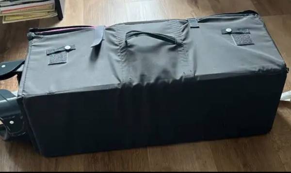 Graco Pack-n-Play Portable Playard  in Excellent condition. 1