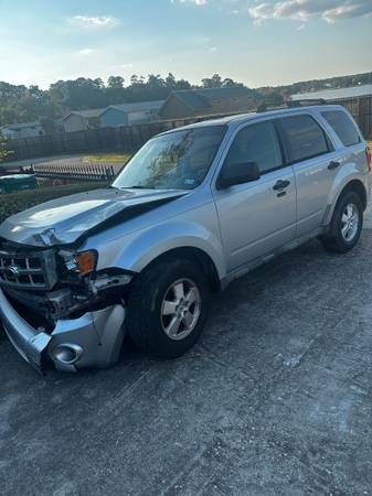 2011 Ford Escape 1