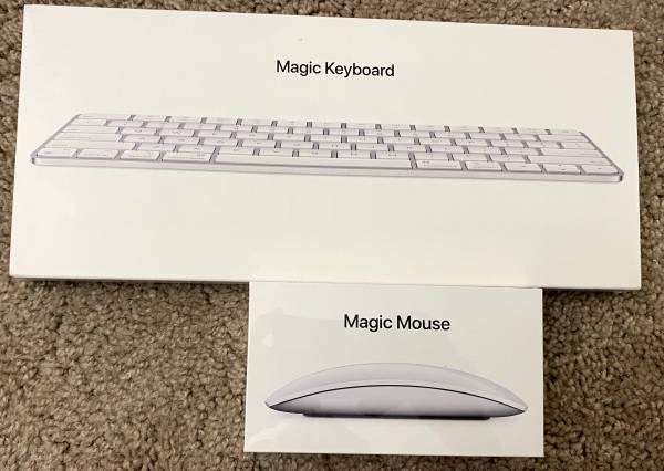 Apple Magic Keyboard and mouse set 1