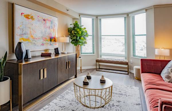 $3,699 / 1br - 0657ft2 - Living is easy at The Fillmore (western addition)63946806719491121