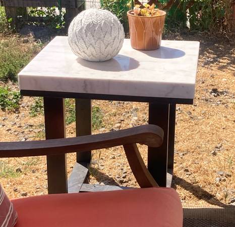 Marble Side table 1