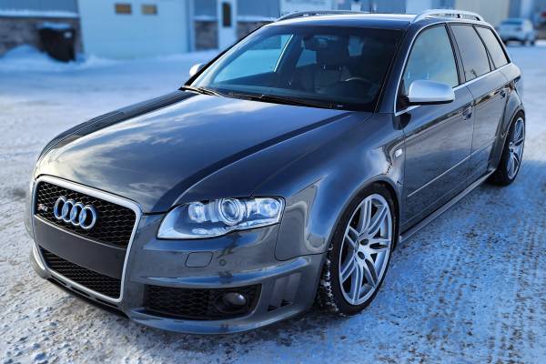 2008 Audi RS4 Avant 1