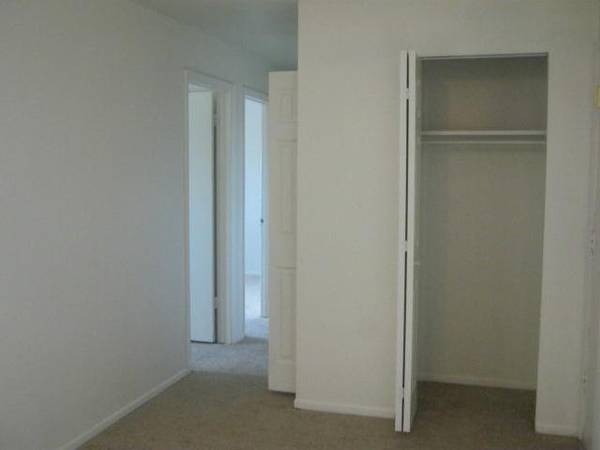 $1,199 / 2br - 865ft2 - Área de picnic, aire acondicionado (unidades en pisos 2 y 3) (Southwest Colorado Springs)63658179646723123