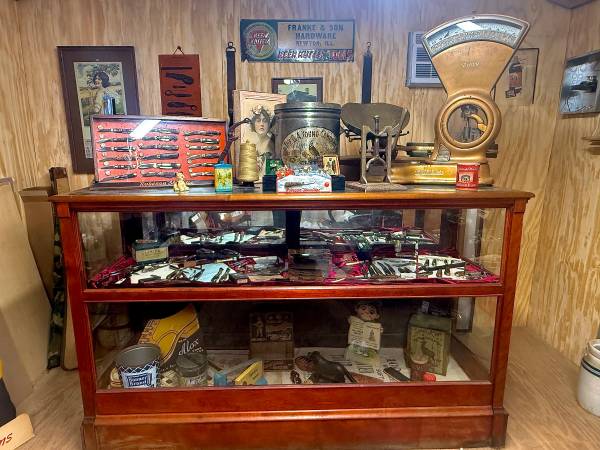 Want to Buy Knife Collections 1