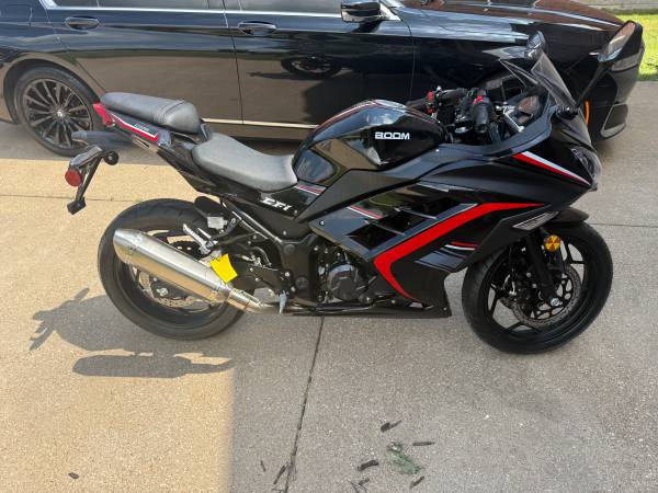 2025 Boom 250 EFI Sport Motorcycle