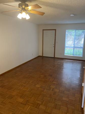 $2,995 / 2br - 896ft2 - University City (UTC) 2BR/1BA CONDO @ GENESEE HIGHLANDS (San Diego, University City, La Jolla)63933251113986122