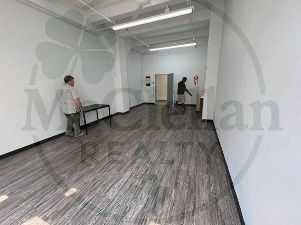 $2,058 / 650ft2 - Bright, Versatile commercial Space. Natural Light. Reception. Nice❣️ (Midtown West)63816602384513124