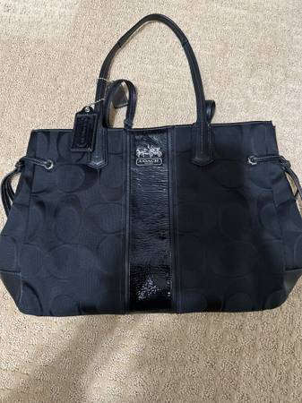Coach Authentic Black Purse 1