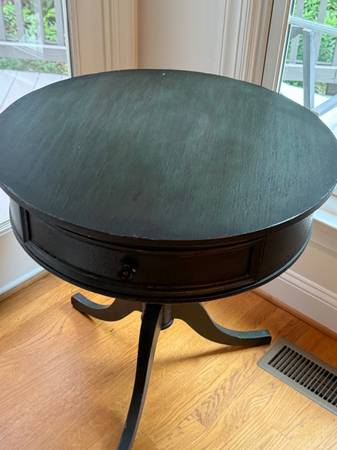 Table solid wood 1