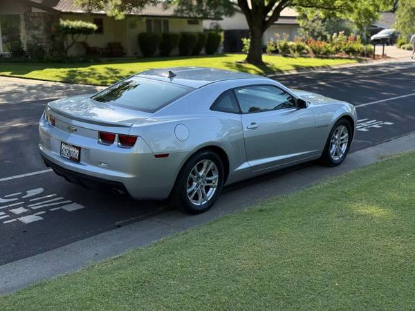 2012 Chevrolet Camaro LS ONE OWNER LOW MILES - $10,00063619211659521124