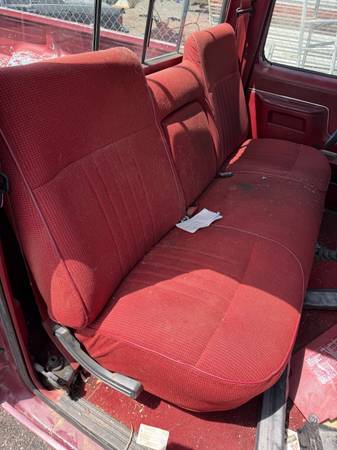 1990 Ford F-250 Lariat XLT - Photo 9