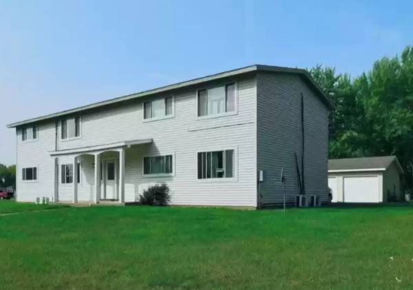 $795 / 1hab - 575ft2 - 750 Harding St. #3 - Disponible noviembre de 2025 (Chippewa Falls, WI)63845959750531124