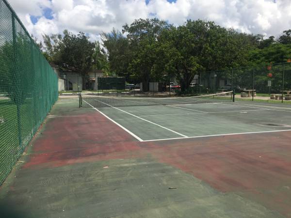 $1,825 / 2br - $1825 MAGNIFICENT 2B/2B IN SPRINGCREST (SUNRISE)64001844690819124