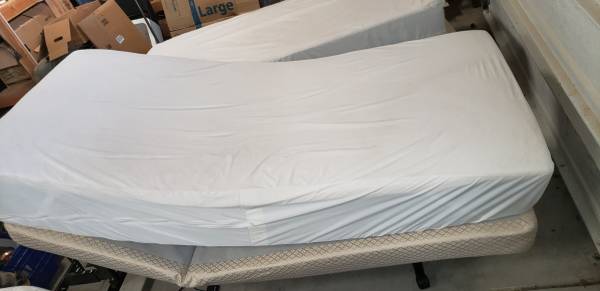 Craftmatic adjustable twin bed 1