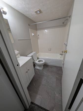 $770 / 1br - 1 and 2 bedroom units available (Hamilton)63974470526978123