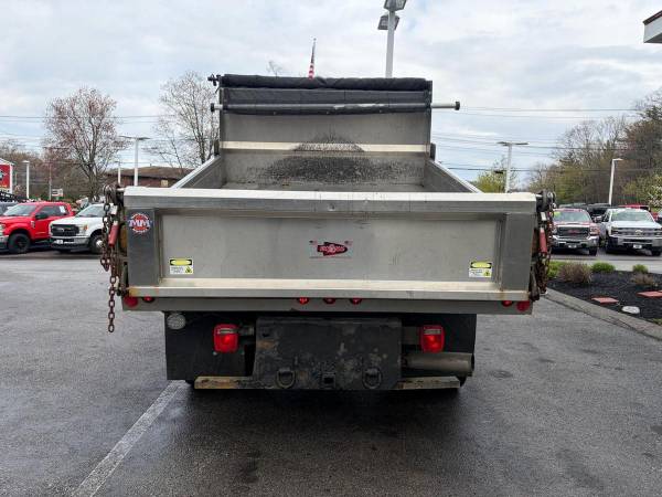 2018 Chevrolet Silverado 3500HD - Photo 9