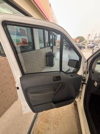 2012 Ford Transit Connect XLT - Photo 14