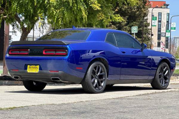 2020 Dodge Challenger AZUL Precio para VENDER!!! - $21881,00 (berkeley)63470417228161123
