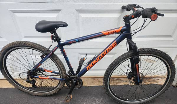 29" Mongoose Exhibit, Aluminum,Disc Brake, Mountain Bike 1