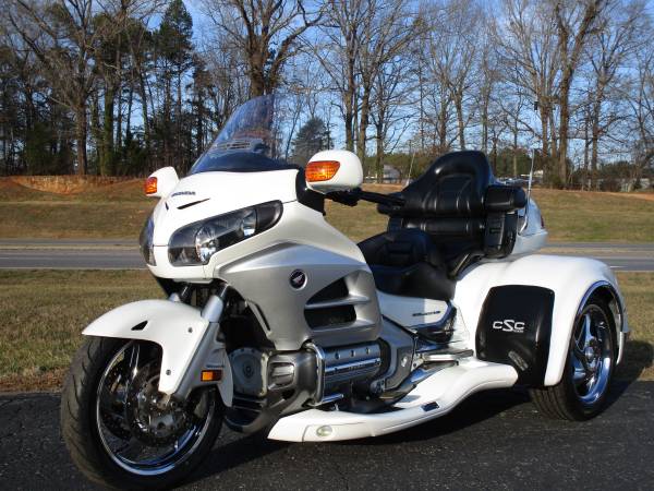 2012 Honda Goldwing Trike 1