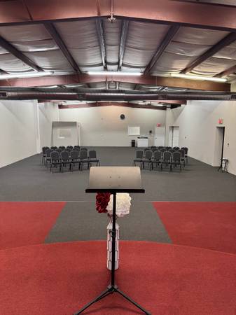 $50 / 4000ft2 - CHURCH SPACE & EVENT SPACE OR EVENT CENTER FOR RENT. NEW UPDATED 7/23 (MOUNT OlIVE NC)64141595994627122