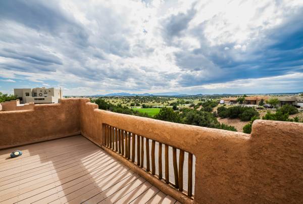 $2,900 / 3br - Retiro espacioso de dos pisos - Fiorina Properties63806092291587122