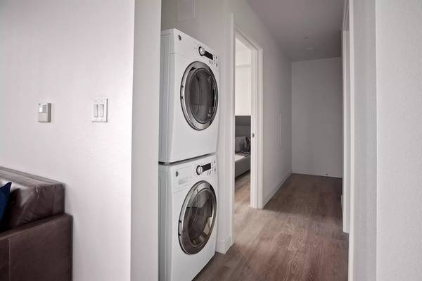$1,495 / 1hab - 611ft2 - ¡Soﬁsticación urbana y vistas dramáticas al horizonte desde este departamento de 1 hab y 1 ba! (Portland)63672654404609124