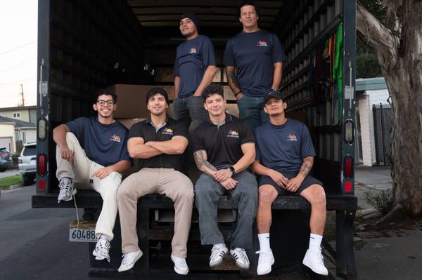 🚚 LOCAL LICENSED MOVERS — SAME DAY / NEXT DAY AVAILABLE 1