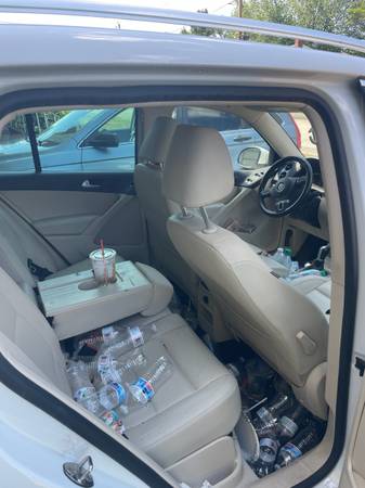 2017 Volkswagon Tiguan Wolfpuck edition - $1,800 (Randolph)63615641289987122