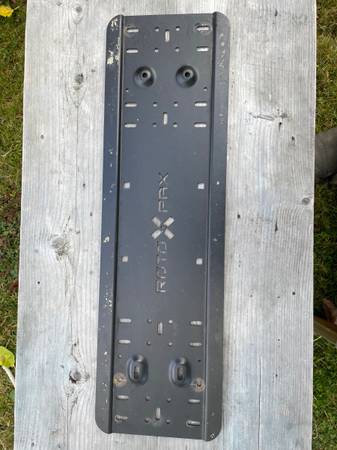 Rotopax universal mounting plate 1