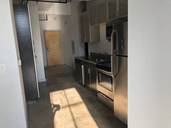 $1,599 / 2br - 0740ft2 - Downtown Apartment JUST REDUCED! Two bed-One/bath UNDER $1,600 (Downtown on The South Slope)64029374388098121