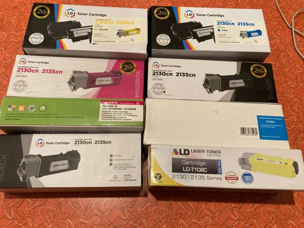 Eight boxes of toner cartridges 1