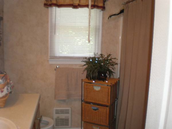 $1,750 / 3br - 1900ft2 - 1007 Greenhouse Rd. Rustburg, Va (RT 24)63851967134465124