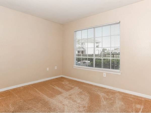 $1,425 / 2br - 857ft2 - MELBOURNE FL, Parque para perros junto a la comunidad, 2/BD (3502 D'AVINCI WAY, MELBOURNE, FL)63823720542083122