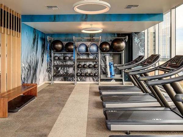 $2,092 / 1br - 509ft2 - Automatic Roller shades on windows, Spa-quality Bathrooms, Tour Today (Underground, assigned spaces)63838110779907122