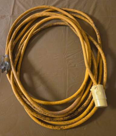 Extension Cord - 12 Gauge Approximately 25 Feet 1
