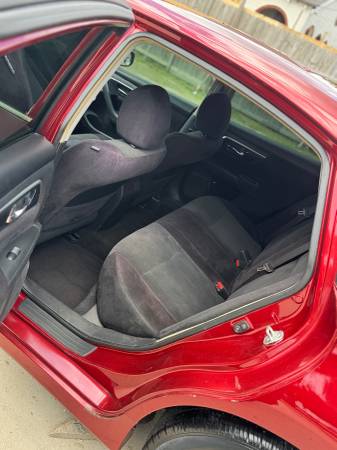 2015 Nissan Altima - $3.000 (Chalmette, LA)63438961204609123